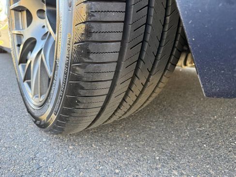 Used 2012 BMW 650i xDrive Convertible image 36