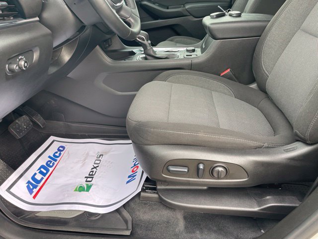 Used 2023 Chevrolet Traverse LT FWD image 5