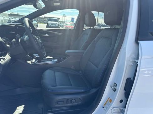 New 2026 Buick Envista Sport Touring w/ Convenience I Package FWD image 17