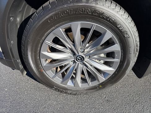 Used 2025 MAZDA CX-90 3.3 Turbo w/ Preferred Package image 10