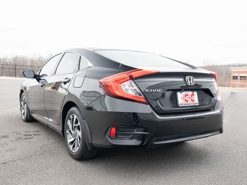 Used 2016 Honda Civic EX image 4