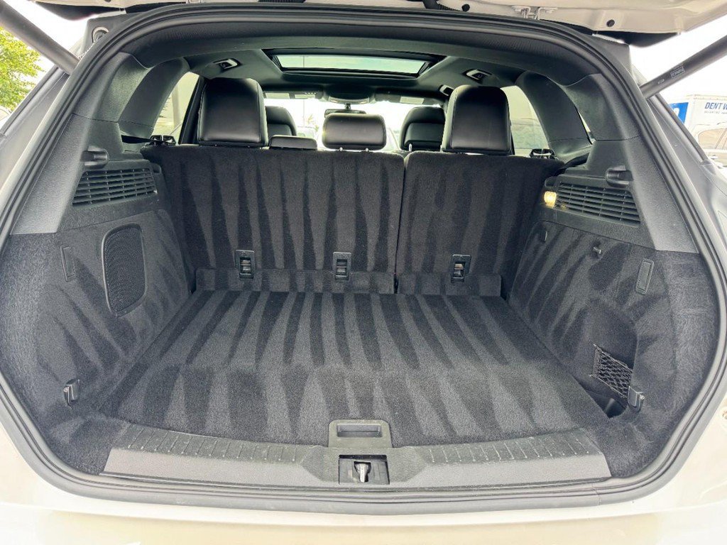 Used 2017 Lincoln MKC Reserve FWD image 6