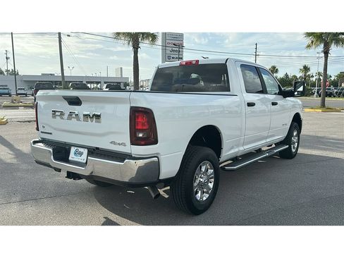 Used 2025 RAM 2500 Big Horn AWD/4WD image 6