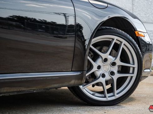 Used 2011 Porsche 911 Carrera image 4