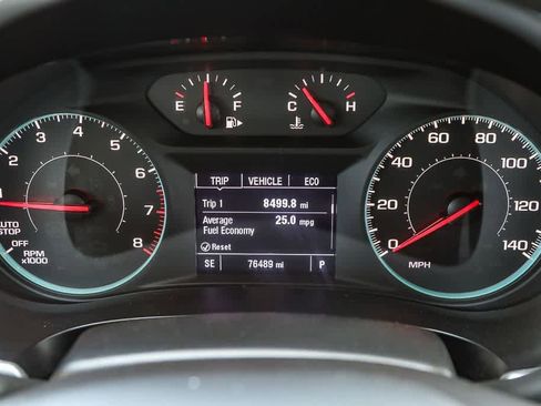 Used 2023 Chevrolet Malibu LT FWD image 23