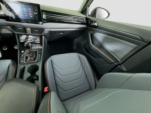 Used 2025 Volkswagen Jetta GLI Autobahn FWD image 15