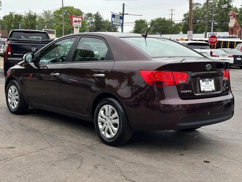 Used 2010 Kia Forte EX FWD image 6