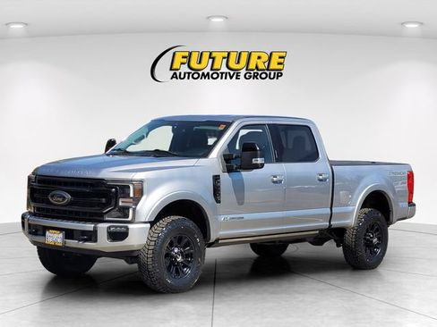 Used 2020 Ford F350 Lariat AWD/4WD image 5