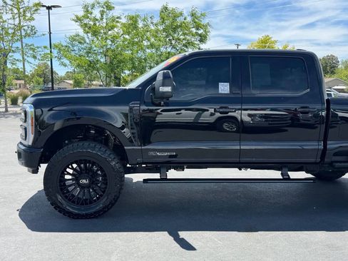 Used 2025 Ford F350 Platinum AWD/4WD image 11