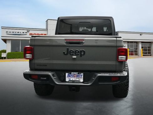 Used 2020 Jeep Gladiator Sport w/ Quick Order Package 24S AWD/4WD image 4
