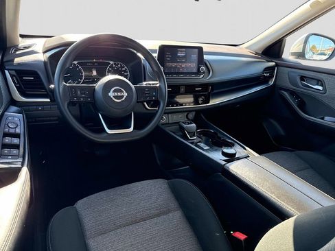 Used 2022 Nissan Rogue SV AWD/4WD image 13