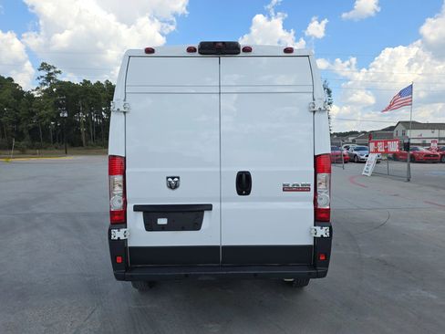 Used 2017 RAM ProMaster 1500 w/ Interior Convenience Group image 14