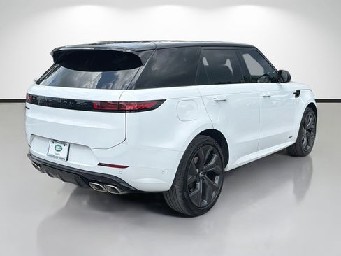 Certified 2025 Land Rover Range Rover Sport Autobiography AWD/4WD image 5