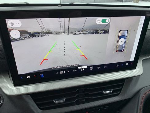 Used 2025 Ford Explorer ST image 19