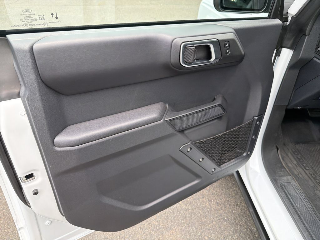 Used 2025 Ford Bronco Badlands AWD/4WD image 10