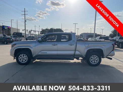 Certified 2026 Toyota Tacoma SR5 AWD/4WD image 2