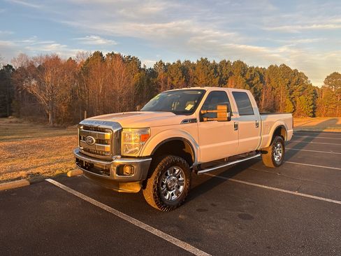 Used 2012 Ford F250 XLT image 11