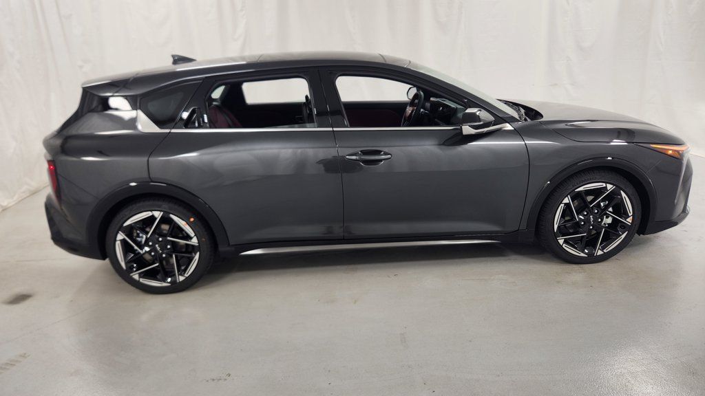 New 2026 Kia K4 GT-Line w/ GT-Line Premium Package FWD image 2