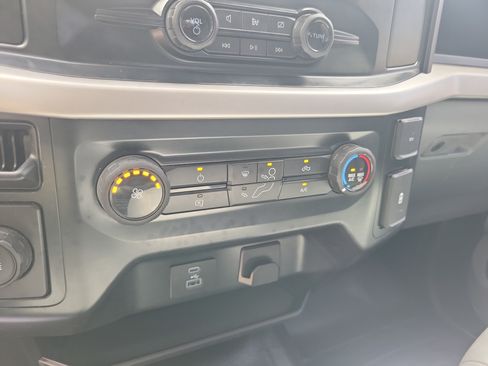 Used 2022 Ford F150 XL w/ Equipment Group 101A High RWD image 46