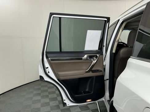 Used 2021 Lexus GX 460 Premium w/ Premium Package AWD/4WD image 24