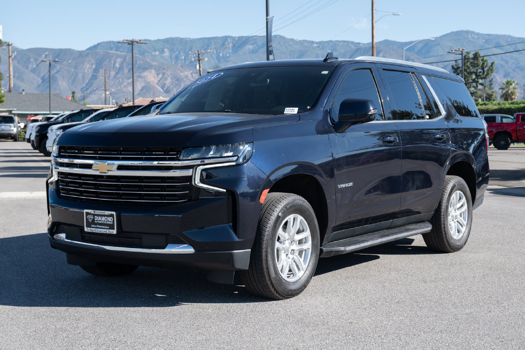 Used 2024 Chevrolet Tahoe LT w/ Luxury Package AWD/4WD image 8