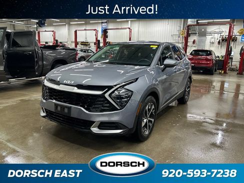 Used 2024 Kia Sportage EX FWD image 1