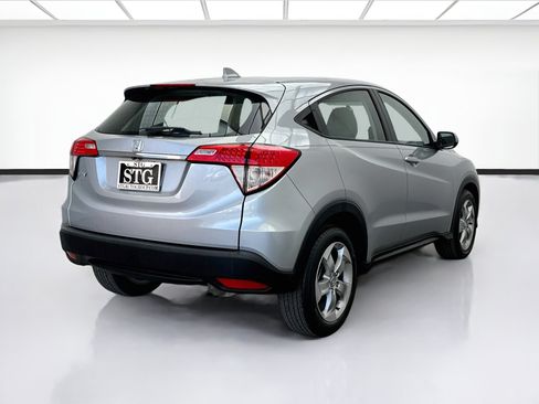 Used 2019 Honda HR-V LX image 4