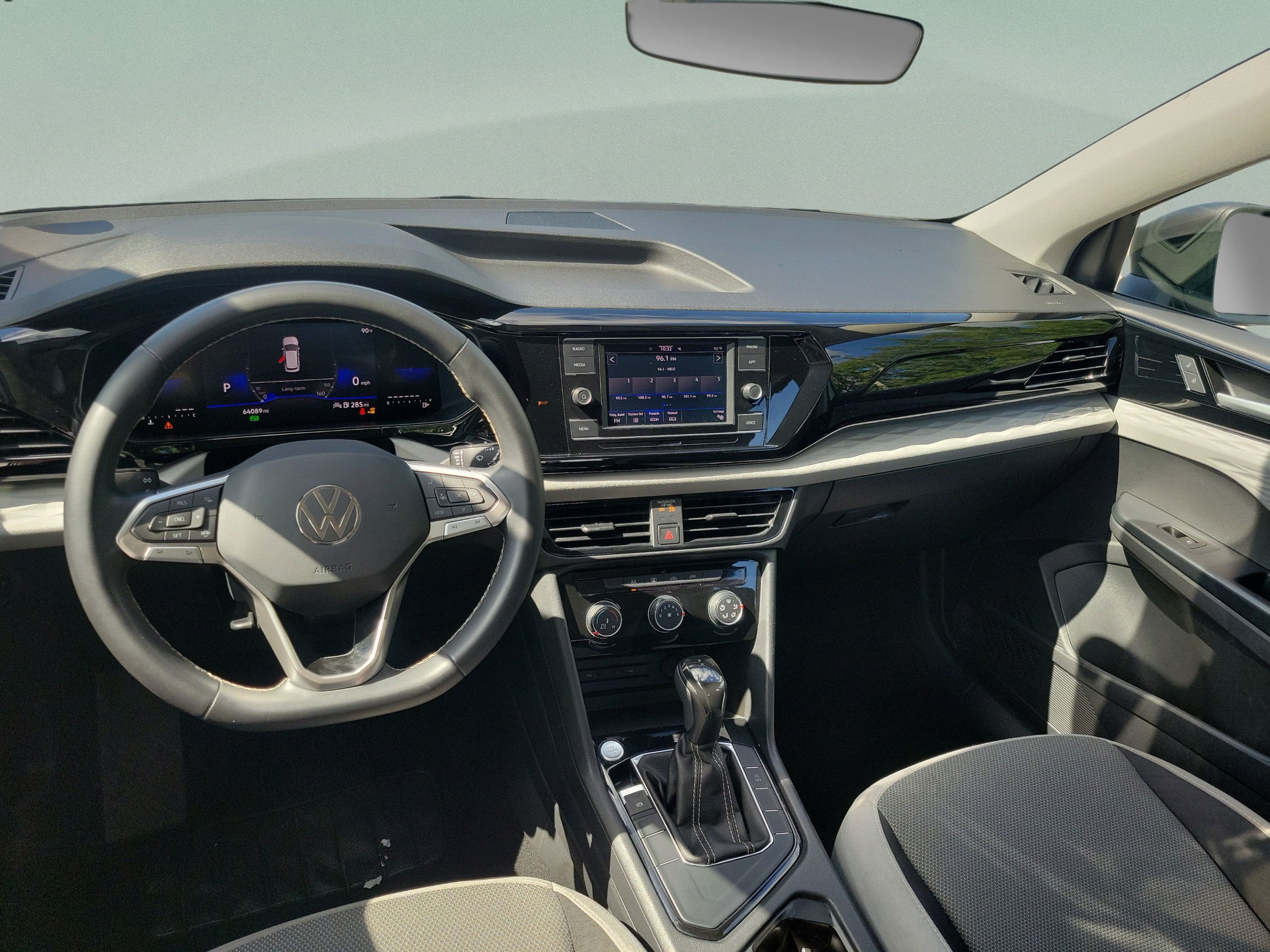 Used 2023 Volkswagen Taos S FWD image 9