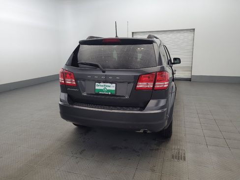 Used 2019 Dodge Journey SE FWD image 7