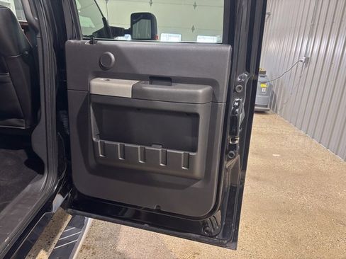 Used 2016 Ford F250 Lariat w/ Lariat Interior Package image 29