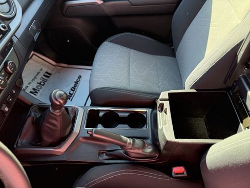 Used 2023 Toyota Tacoma TRD Off-Road w/ Technology Package image 20