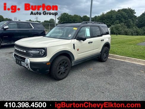 Used 2025 Ford Bronco Sport Badlands w/ Badlands Tech Package AWD/4WD image 3