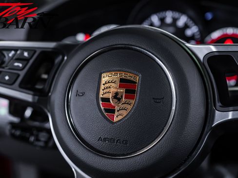 Used 2023 Porsche Cayenne AWD/4WD image 28