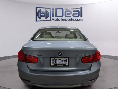 Used 2013 BMW 328i xDrive Sedan AWD/4WD image 4
