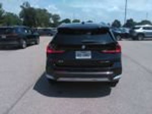 Used 2025 BMW X1 xDrive28i AWD/4WD image 8