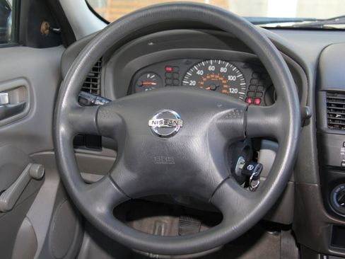 Used 2006 Nissan Sentra 1.8 w/ (F05) Convenience Pkg image 12