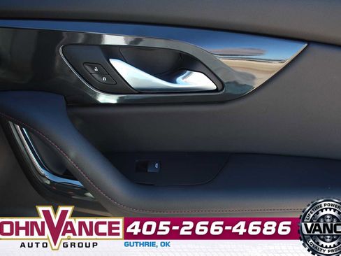 Used 2019 Chevrolet Blazer RS image 17