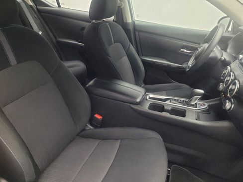 Used 2025 Nissan Sentra SV FWD image 21
