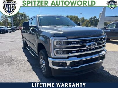 New 2026 Ford F350 Lariat w/ FX4 Off-Road Package