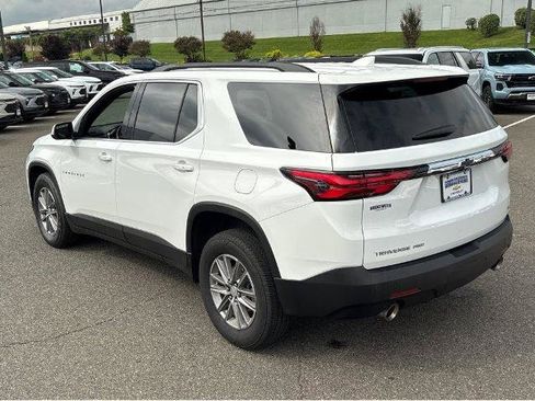 Used 2023 Chevrolet Traverse LT w/ LPO, Floor Liner Package AWD/4WD image 14