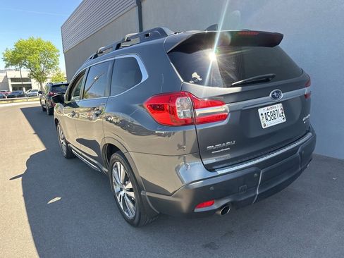 Used 2021 Subaru Ascent Limited w/ Technology Package image 9