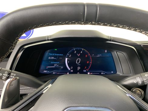 Used 2022 Chevrolet Corvette Stingray Coupe w/ 1LT RWD image 23