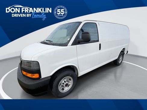 New 2026 GMC Savana 2500 w/ Driver Convenience Package image 1