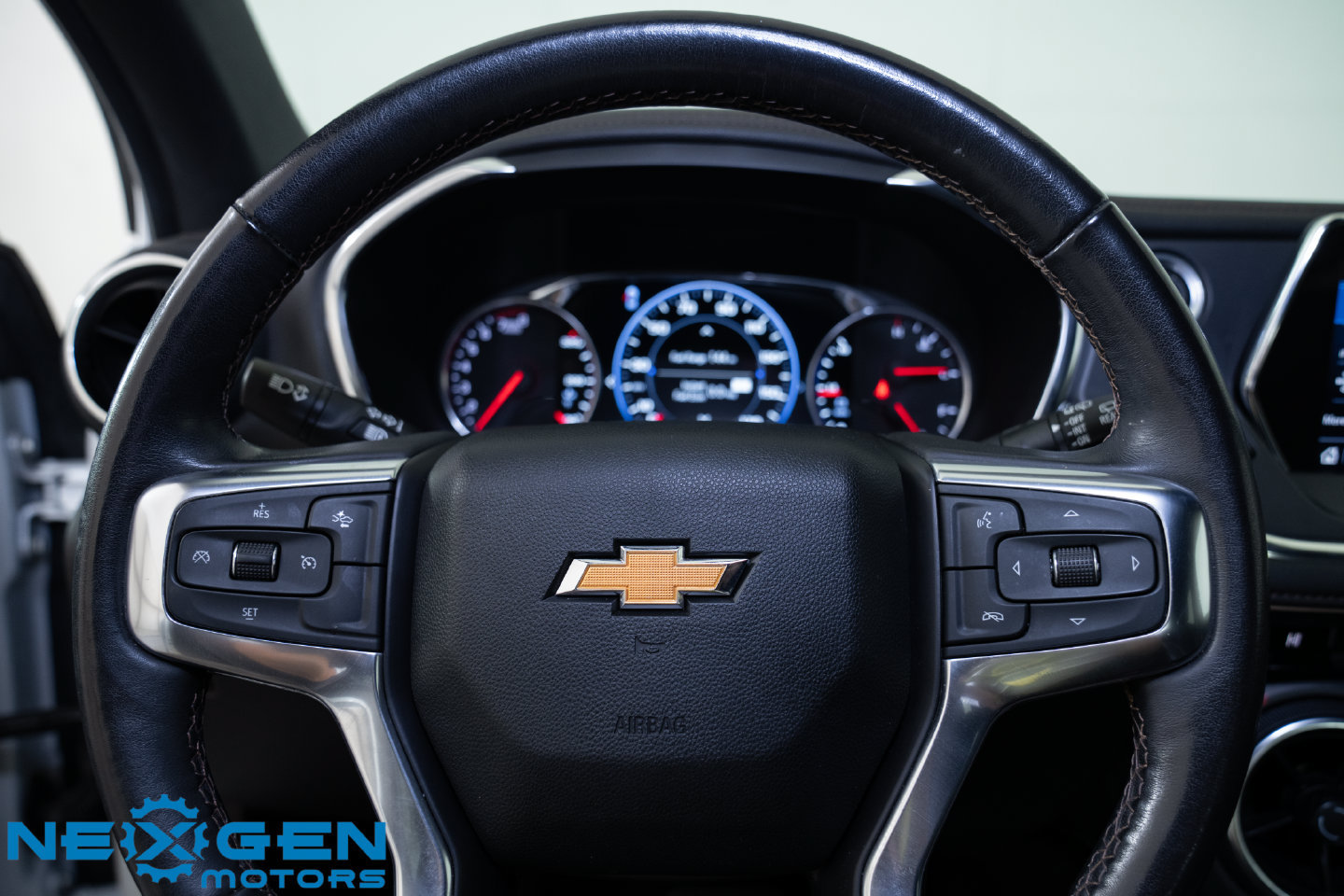 Used 2022 Chevrolet Blazer Premier w/ Enhanced Convenience Package AWD/4WD image 17