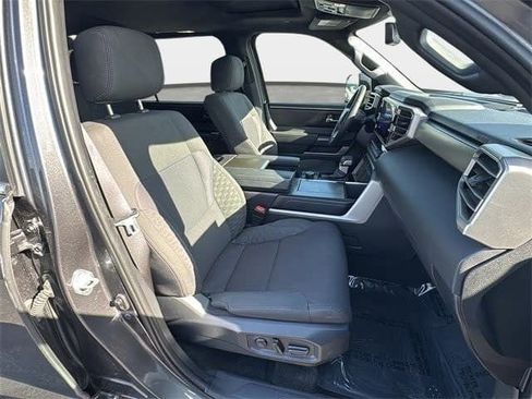 Used 2025 Toyota Sequoia SR5 AWD/4WD image 27