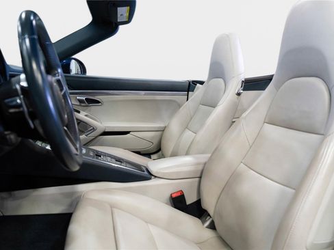 Used 2019 Porsche 911 Carrera image 27