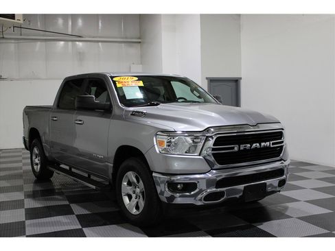Used 2019 RAM 1500 Big Horn image 3