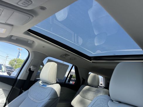 New 2026 Ford Explorer Platinum w/ LUX Leather Package AWD/4WD image 24