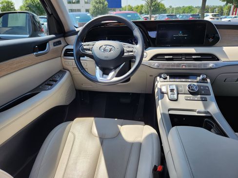 Used 2022 Hyundai Palisade SEL w/ 8P Bench Seat Package image 13