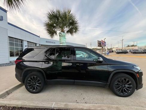 Used 2022 Chevrolet Traverse RS w/ LPO, Floor Liner Package image 20